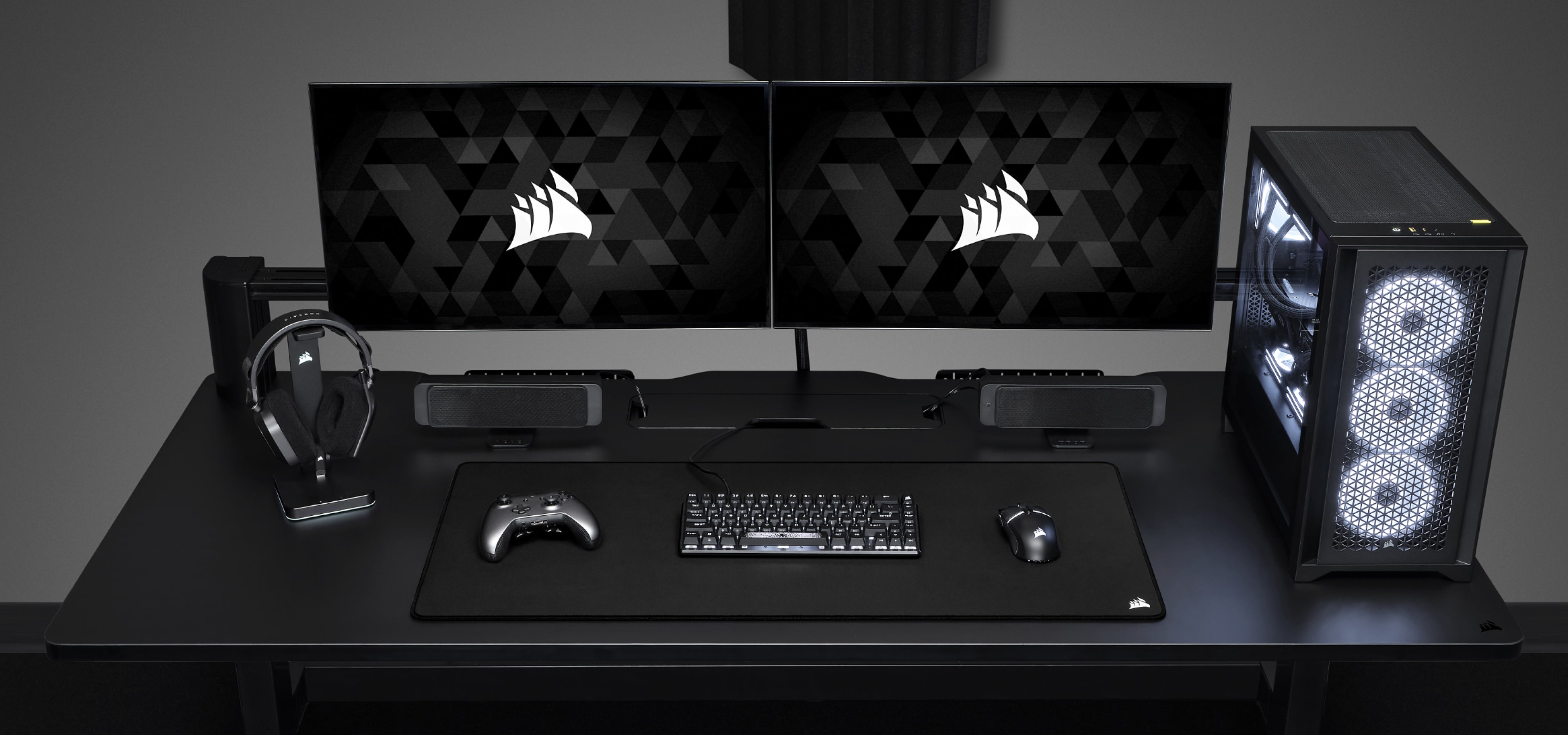 Black pc top gaming desk